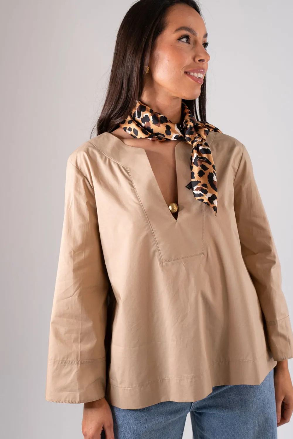 The Walk in Wardrobe Tops>Alana Bead Detail Blouse In Neutral