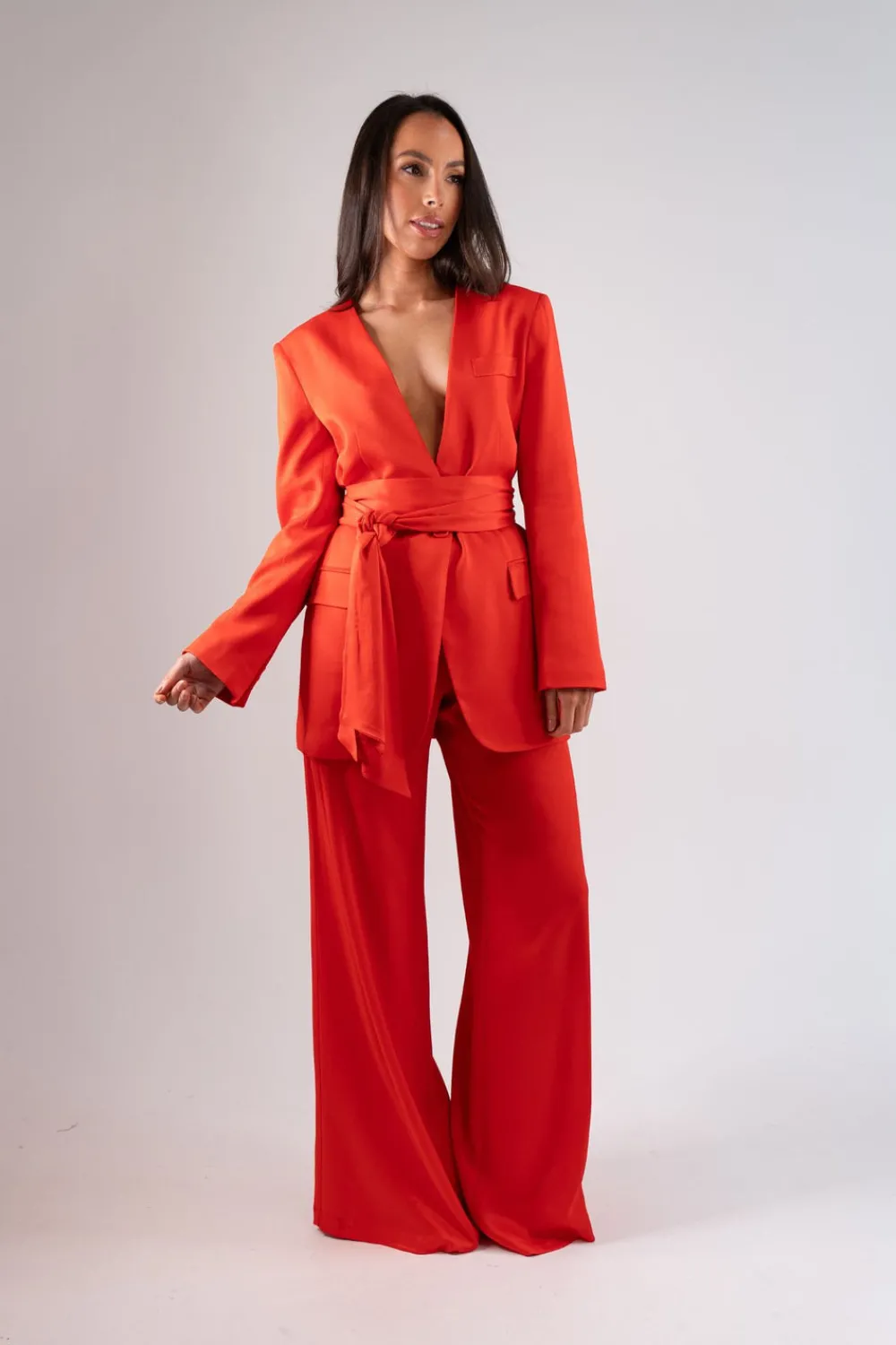 The Walk in Wardrobe Blazers>Alana Satin Blazer In Red