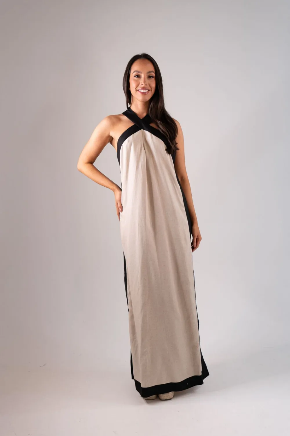 The Walk in Wardrobe Maxi Dresses>Alana Two Tone Maxi Dress In Neutral Mix