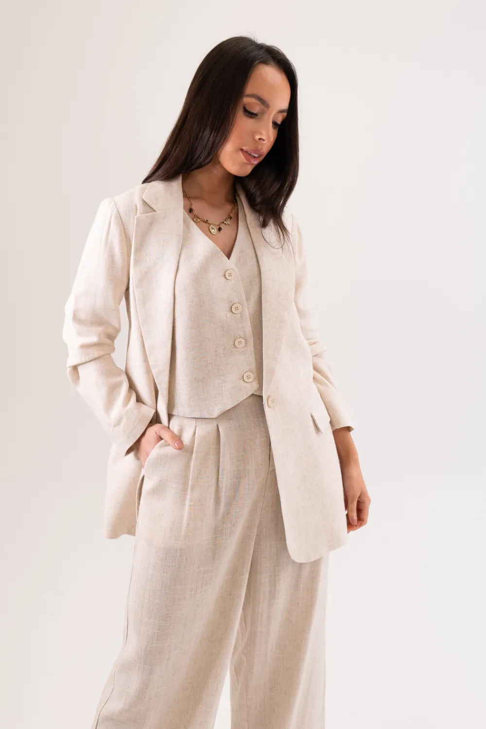 The Walk in Wardrobe Blazers>Becca Linen Mix Blazer In Neutral