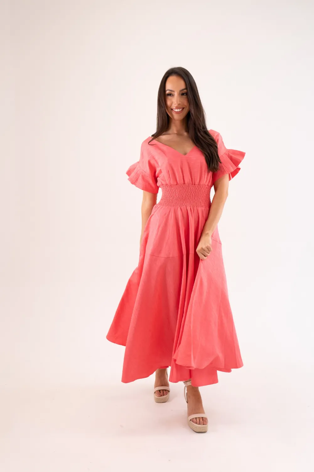The Walk in Wardrobe Midi Dresses>Becca Pleat Sleeve Dress In Pink