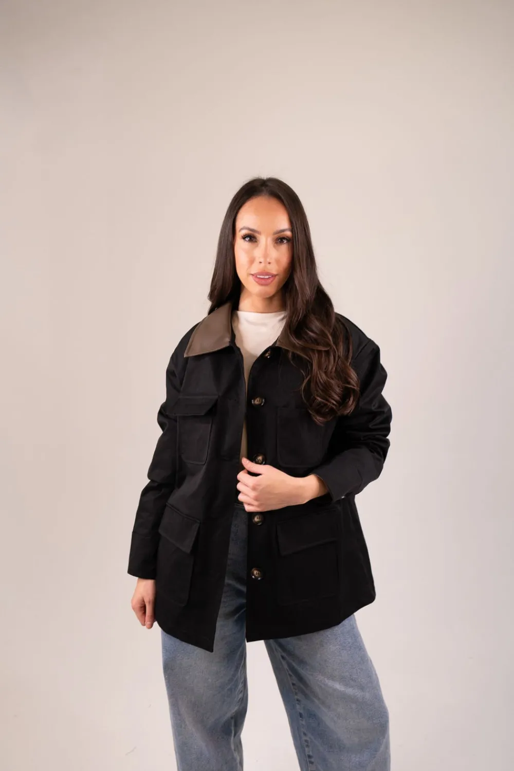 The Walk in Wardrobe Coats & Jackets>Caitlyn Contrast Detail Coat In Black