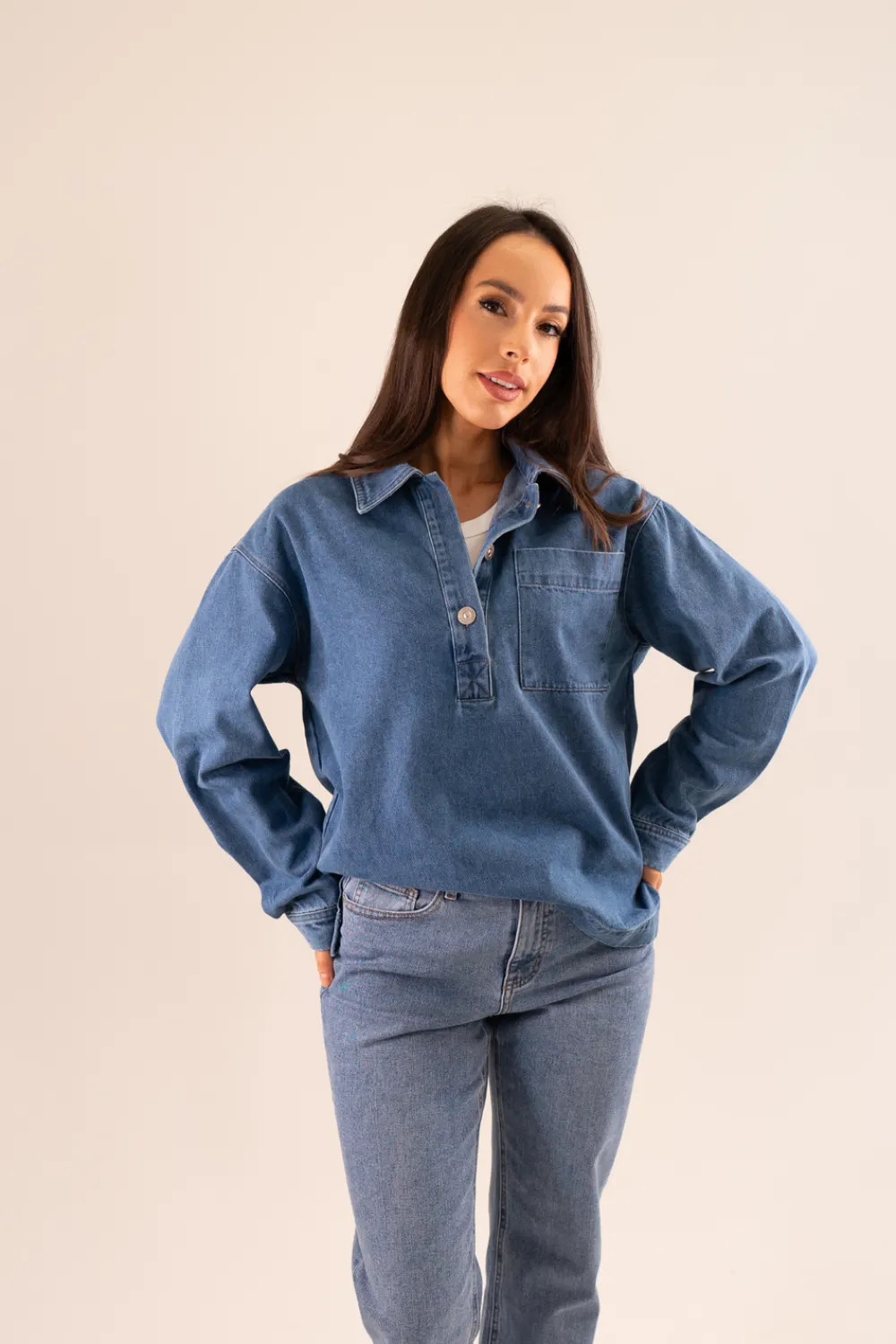 The Walk in Wardrobe Shirts>Caitlyn Denim Shirt In Light Wash
