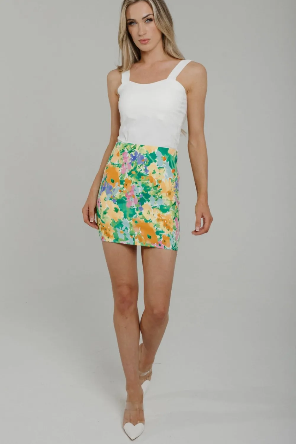 The Walk in Wardrobe Skirts & Skorts>Caitlyn Floral Print Mini Skirt In Green