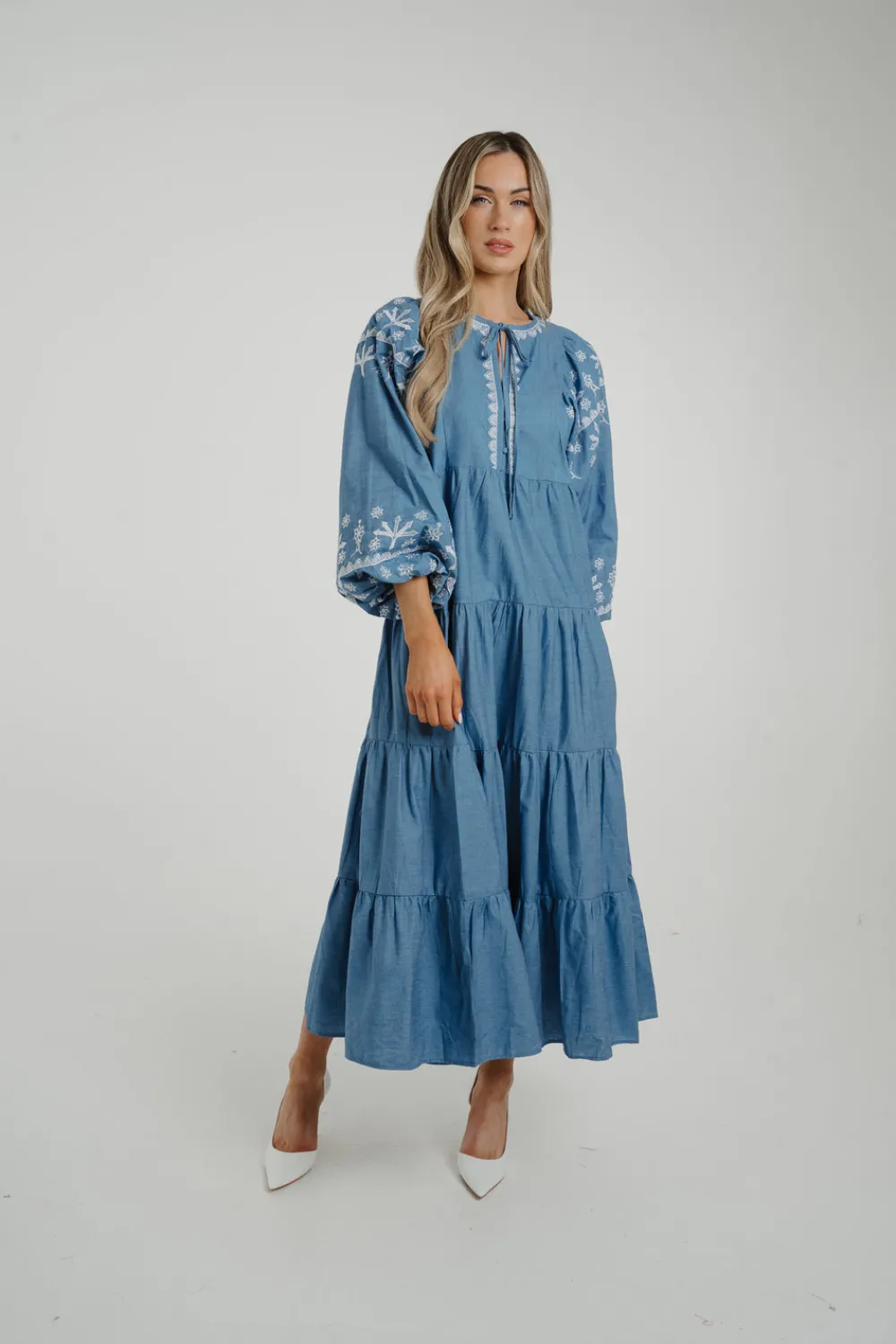 The Walk in Wardrobe Maxi Dresses>Caitlyn Tiered Embroidery Dress In Blue