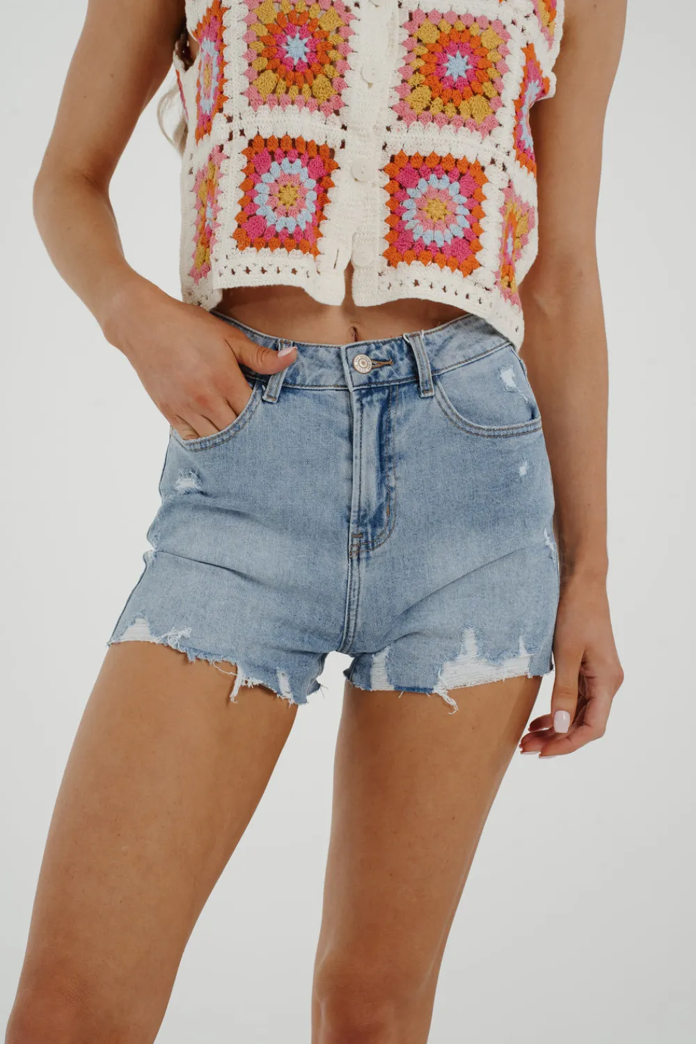 The Walk in Wardrobe Shorts>Cindy Distressed Denim Shorts In Light Wash