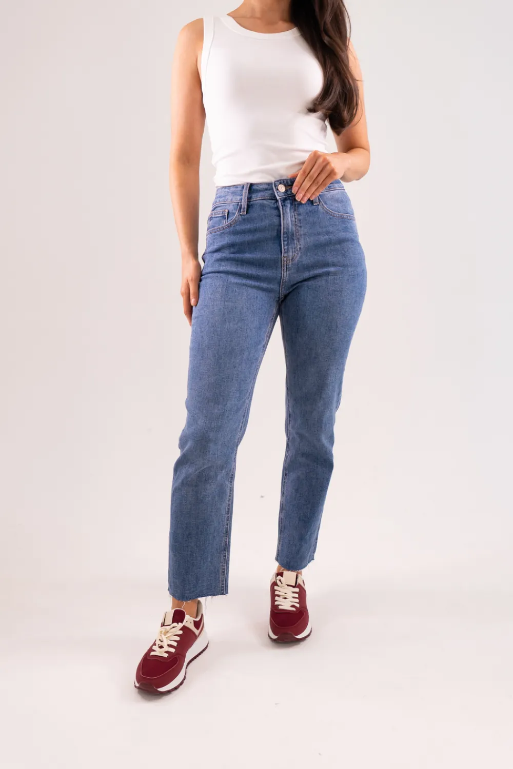 The Walk in Wardrobe Mom Jeans>Cindy Mom Jean In Mid Wash