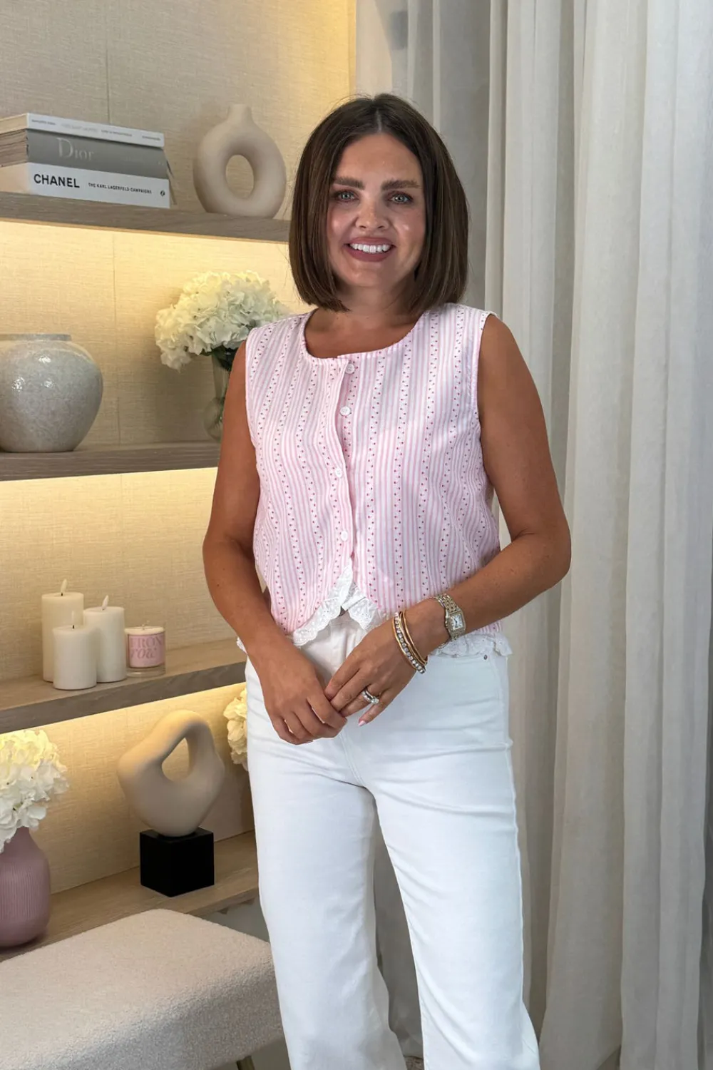 The Walk in Wardrobe Tops><noscript><img width=