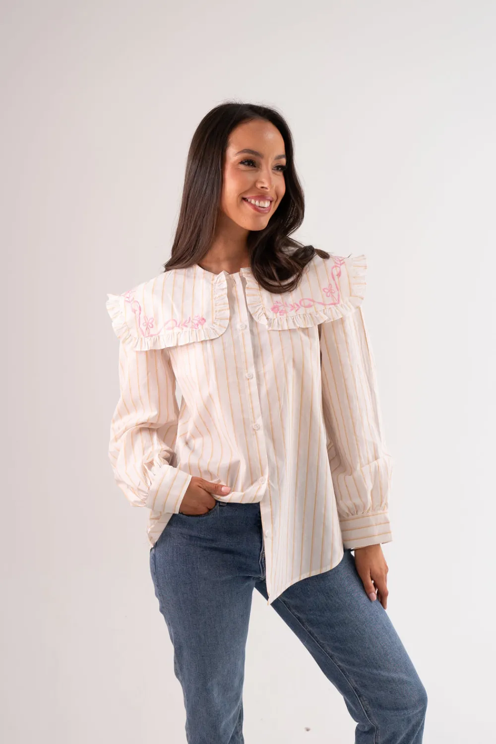 The Walk in Wardrobe Shirts>Connie Oversize Collar Shirt In Pink Mix