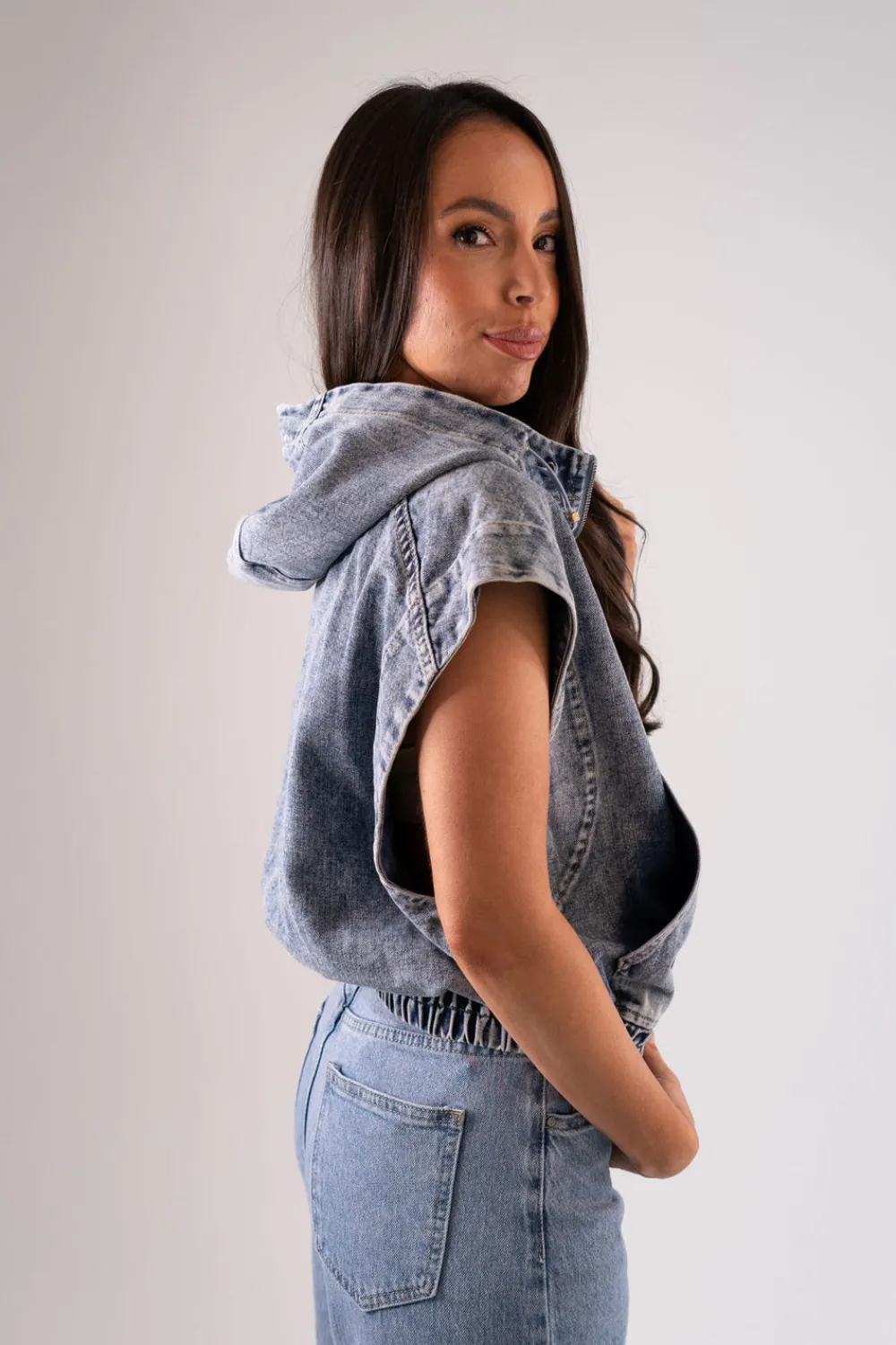 The Walk in Wardrobe Tops>Cora Denim Half Zip In Mid Wash