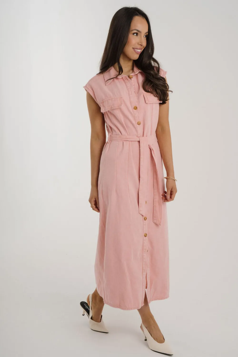 The Walk in Wardrobe Midi Dresses>Cora Sleeveless Denim Shirt Dress In Black Wash