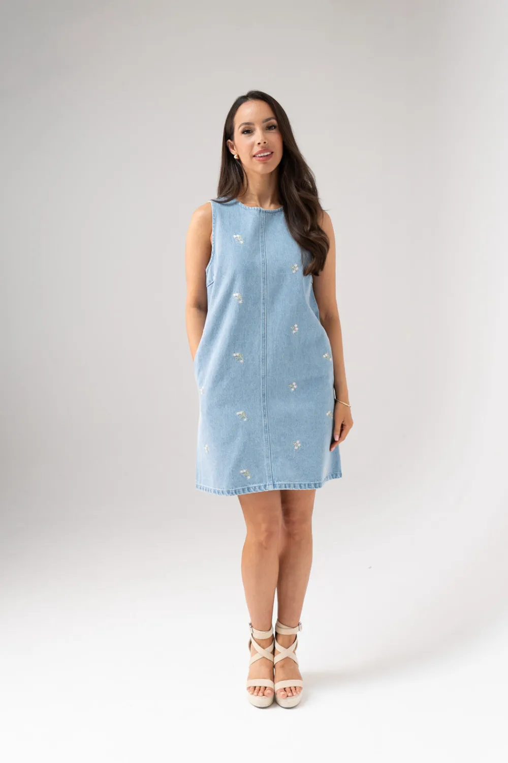 The Walk in Wardrobe Mini Dresses>Daisy Floral Denim Shift Dress In Light Wash