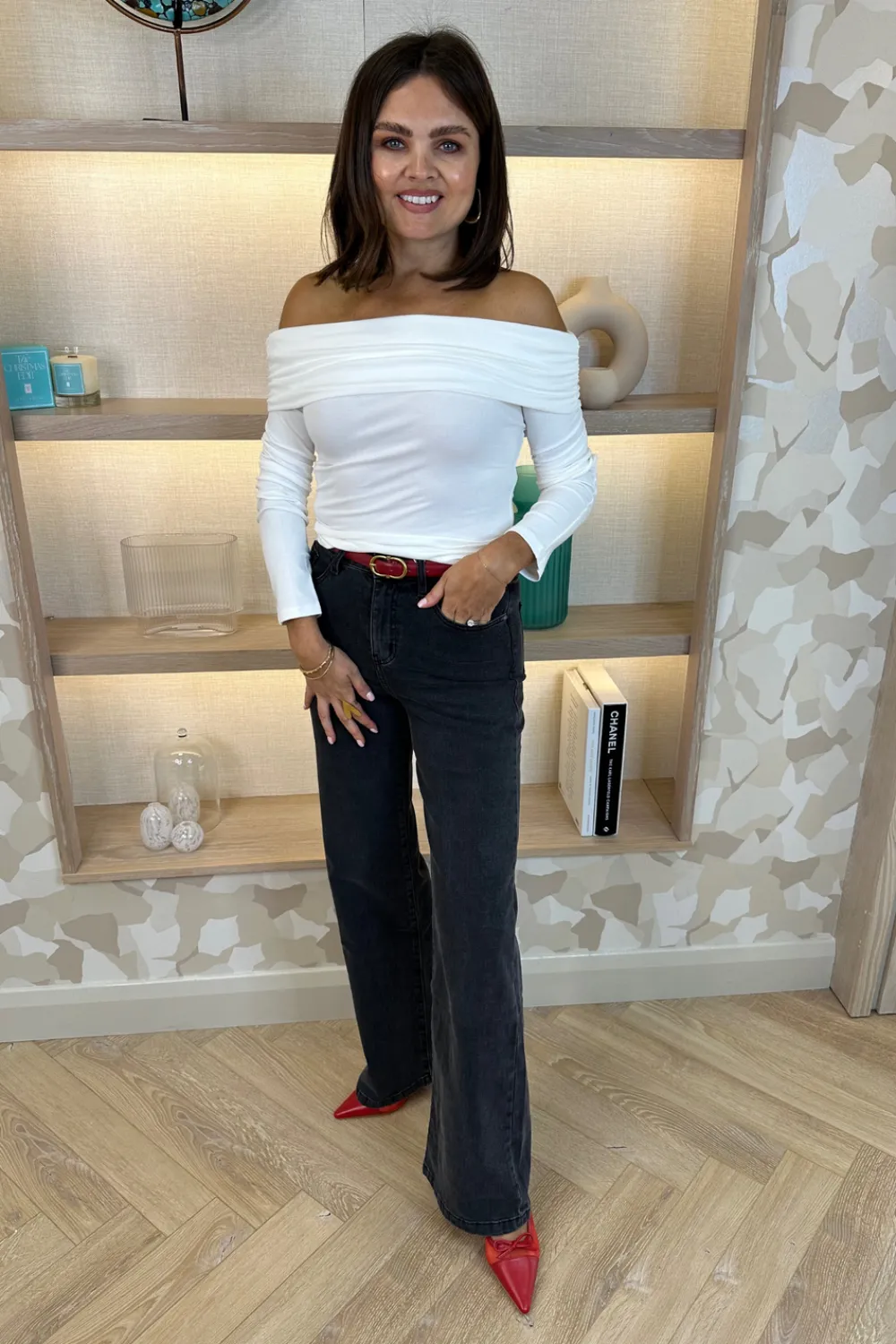 The Walk in Wardrobe Tops>Elsa Bardot Top In White