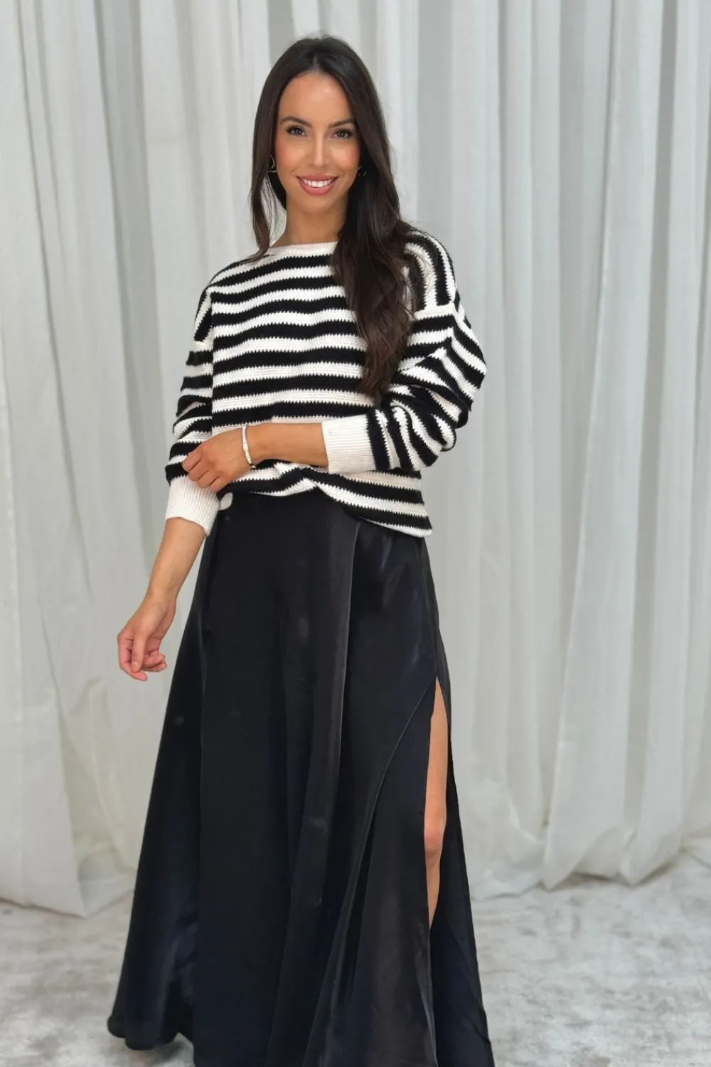 The Walk in Wardrobe Skirts & Skorts>Elsa Maxi Skirt In Black