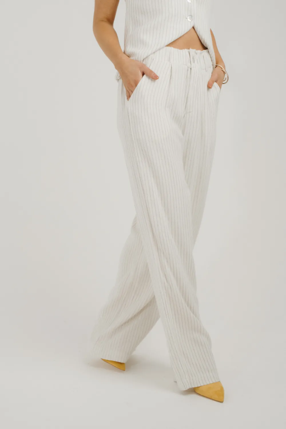 The Walk in Wardrobe Trousers><noscript><img width=