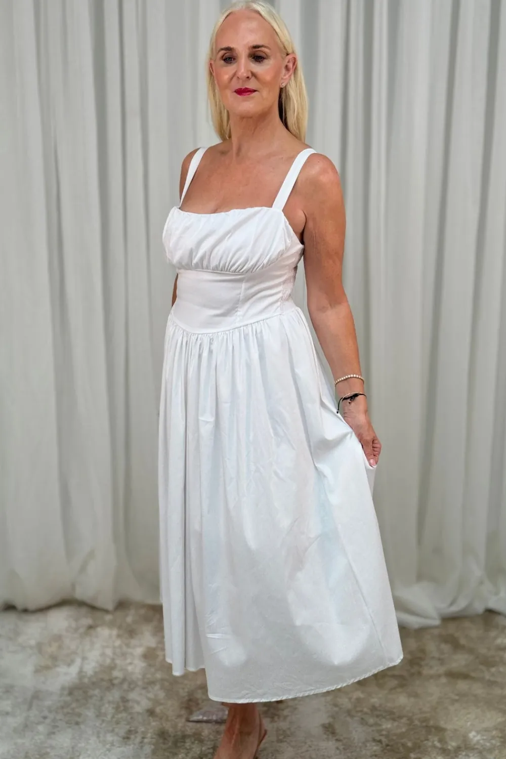 The Walk in Wardrobe Midi Dresses>Erica Corset Waist Midi Dress In Black