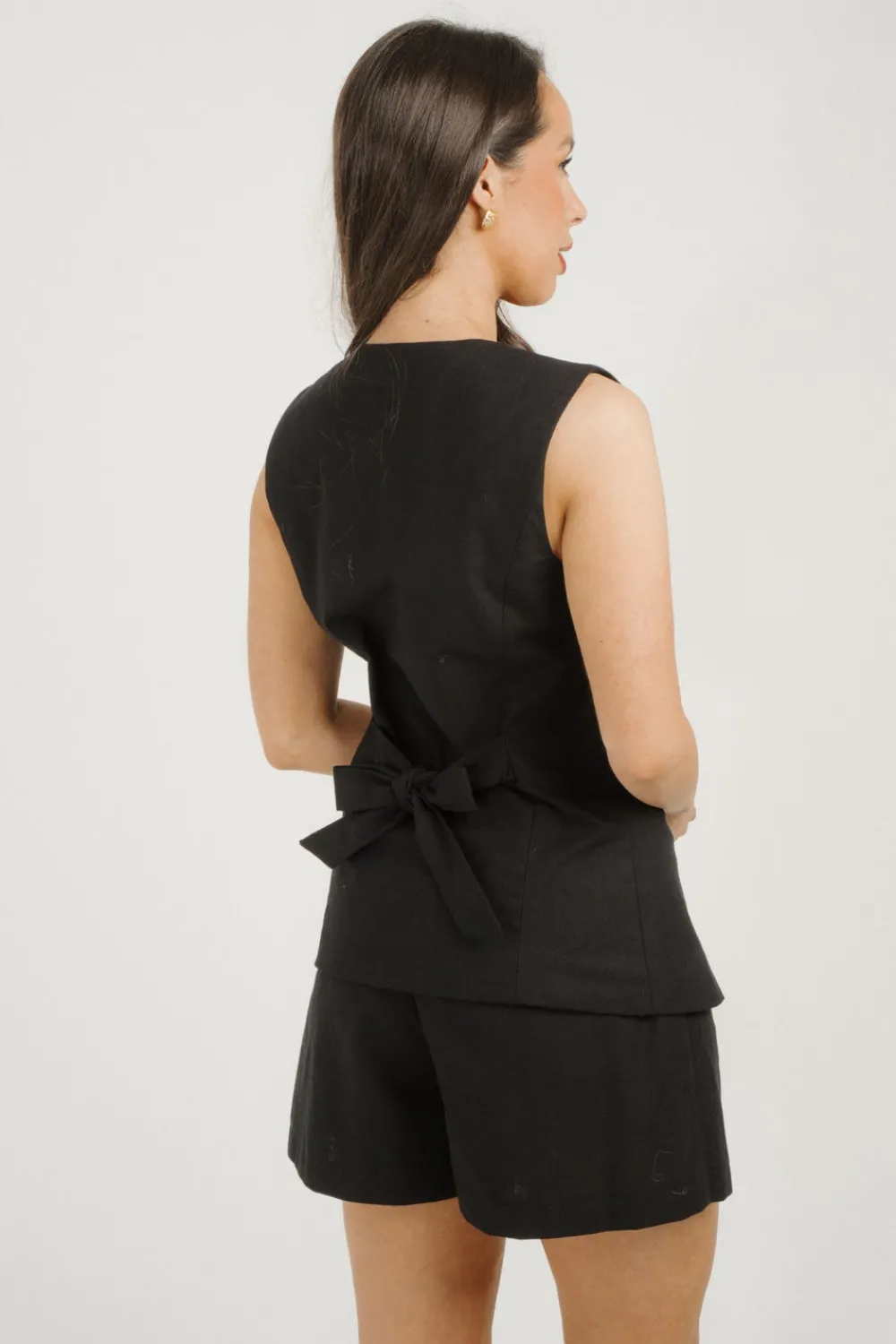 The Walk in Wardrobe Tops><noscript><img width=