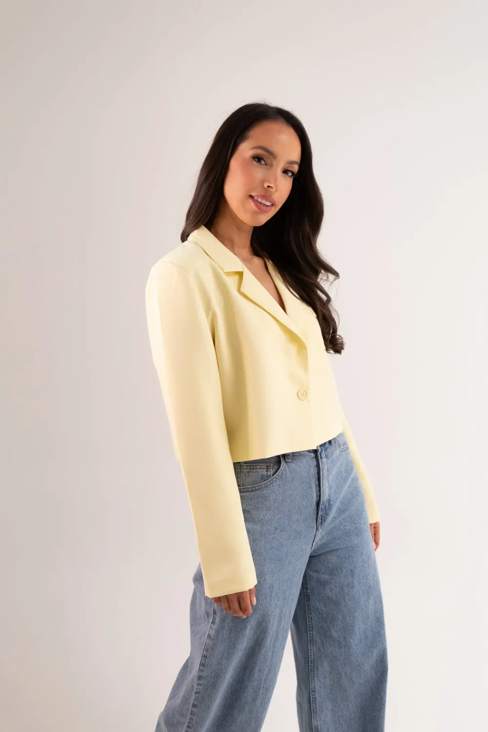 The Walk in Wardrobe Blazers>Erica Cropped Blazer In Lemon