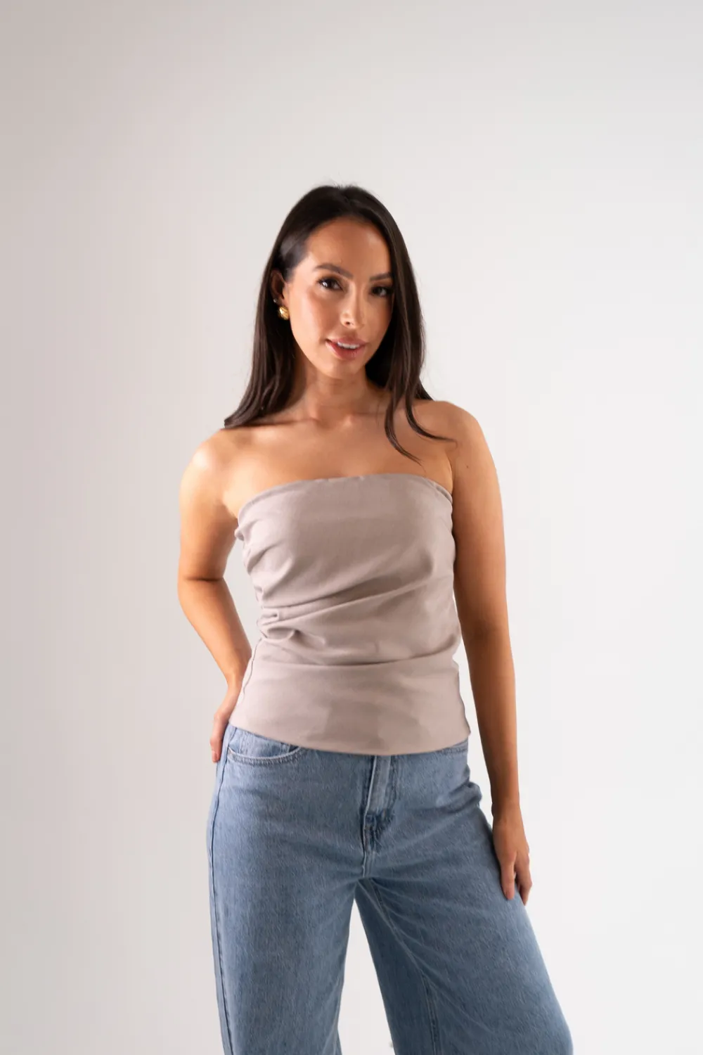 The Walk in Wardrobe Tops><noscript><img width=