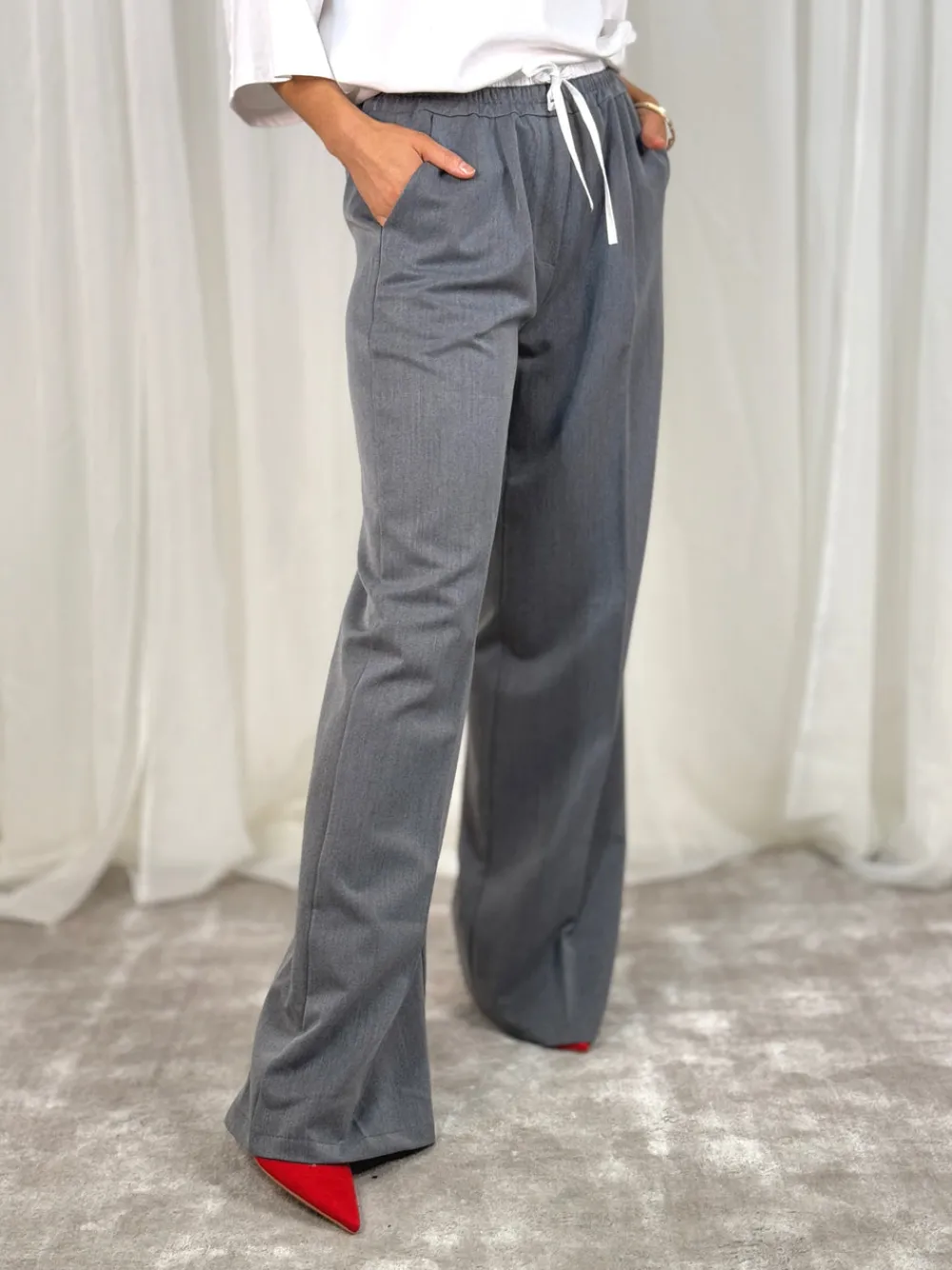 The Walk in Wardrobe Trousers><noscript><img width=