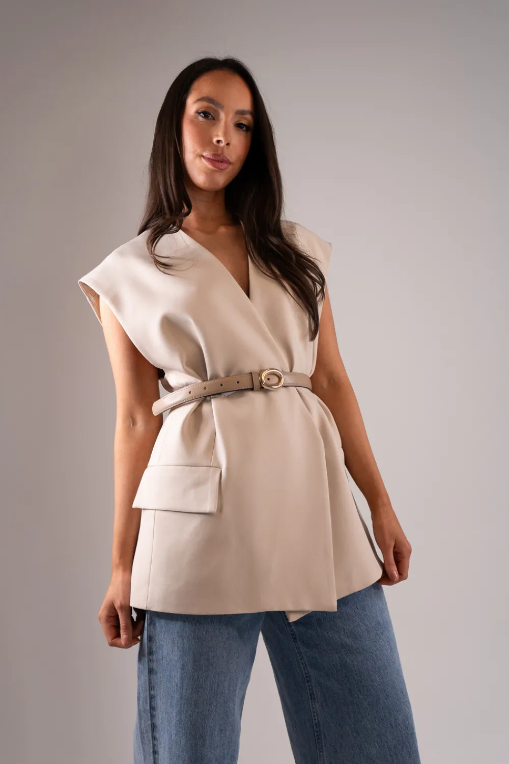The Walk in Wardrobe Tops>Erica Oversized Waistcoat In Neutral