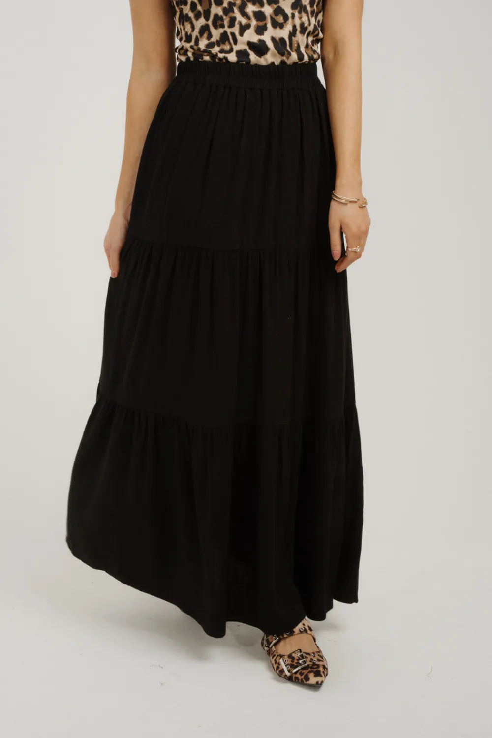 The Walk in Wardrobe Skirts & Skorts>Erica Tiered Maxi Skirt In Black