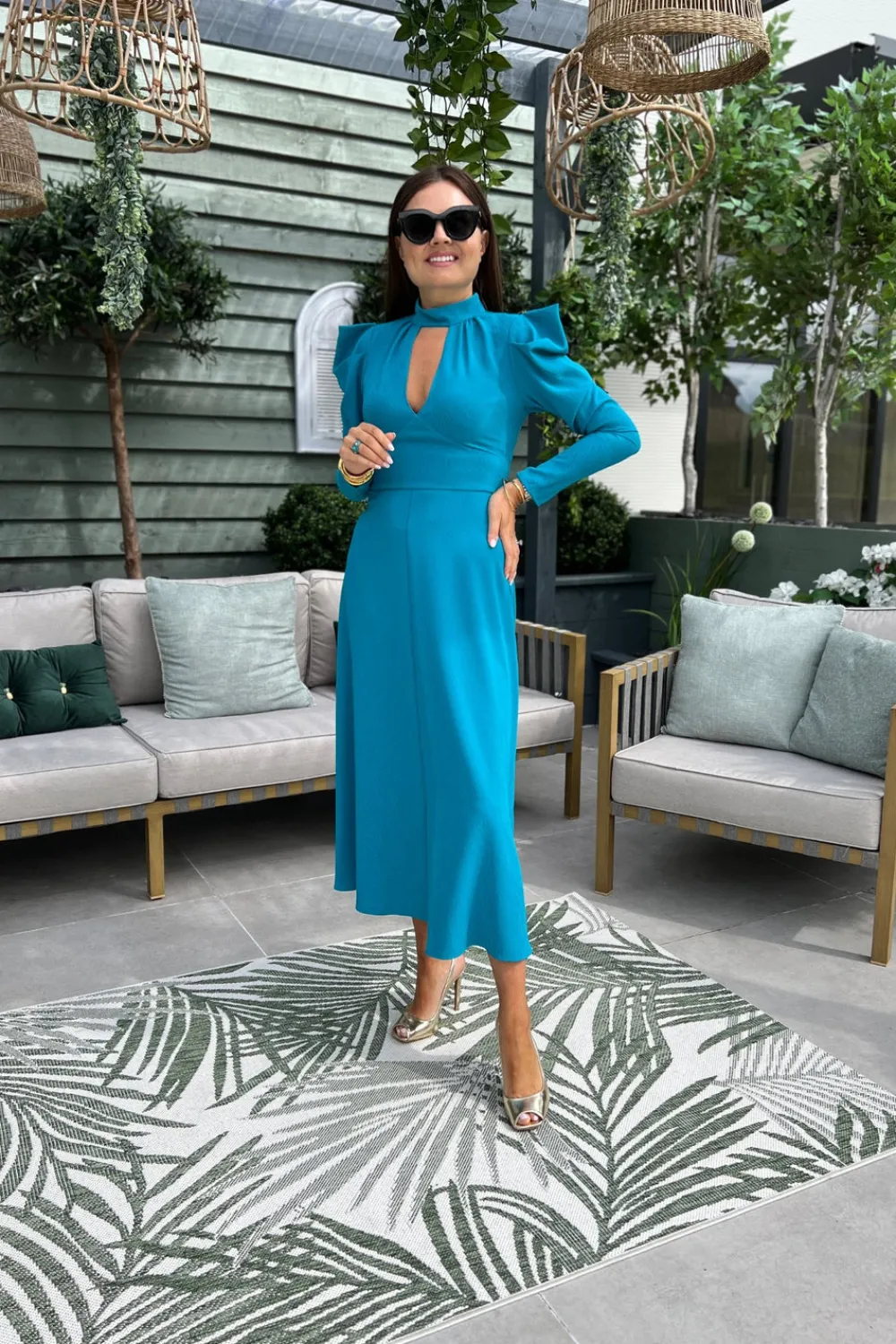 The Walk in Wardrobe Midi Dresses>Eva High Neck Cut Out Dress In Teal Print