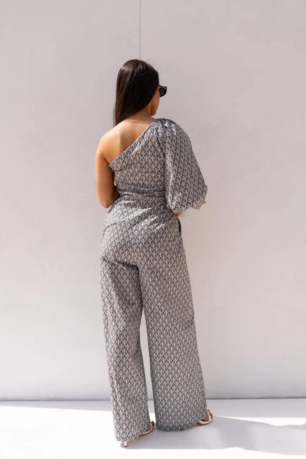 The Walk in Wardrobe Jumpsuits & Playsuits>Eva One Shoulder Jumpsuit In Monochrome Print