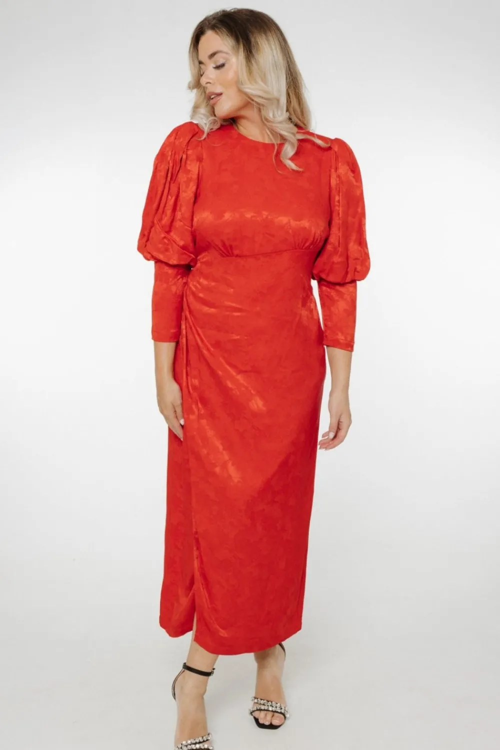 The Walk in Wardrobe Midi Dresses>Eva Puff Sleeve Dress In Red