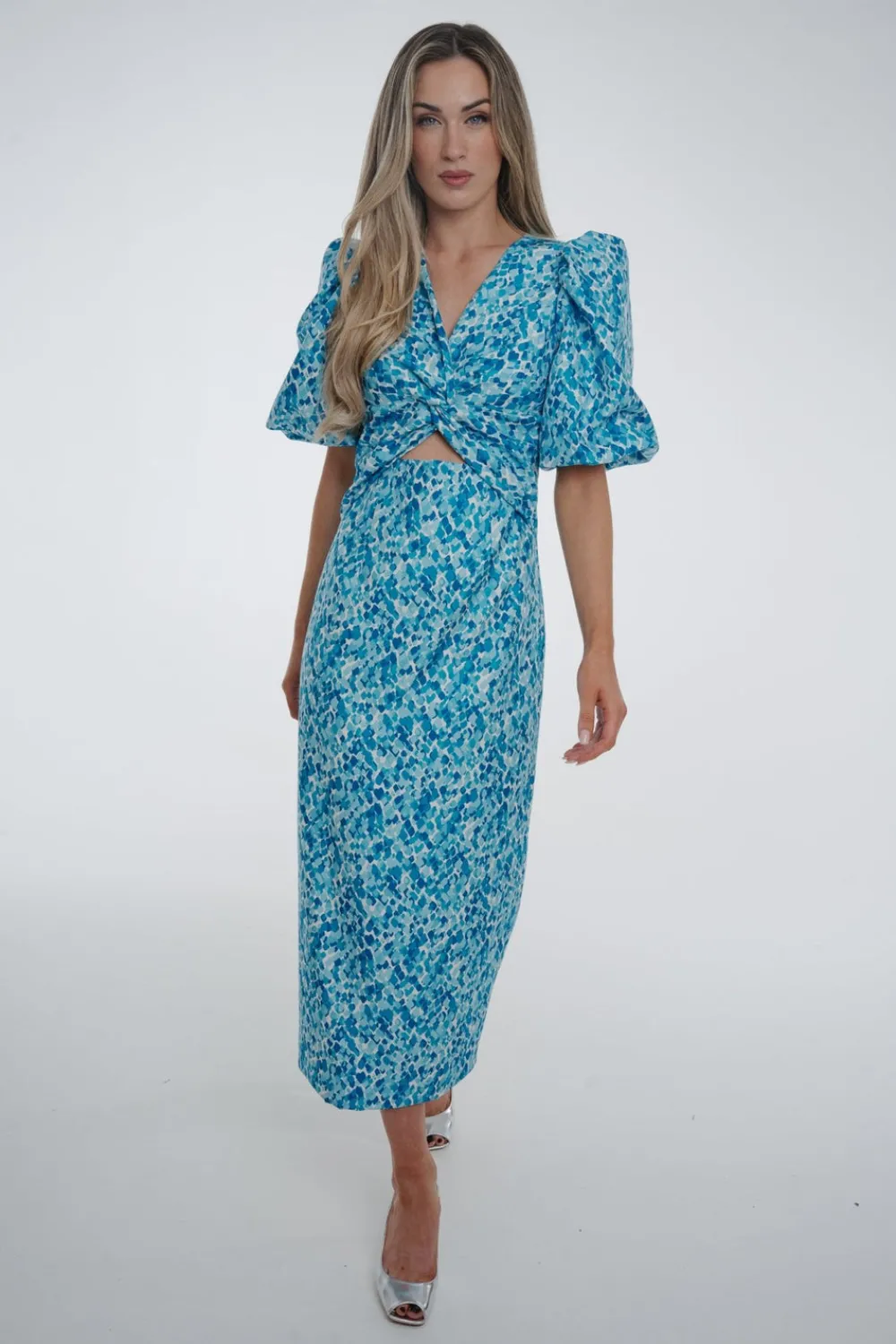 The Walk in Wardrobe Midi Dresses>Eva Twist Front Dress In Turquoise Print
