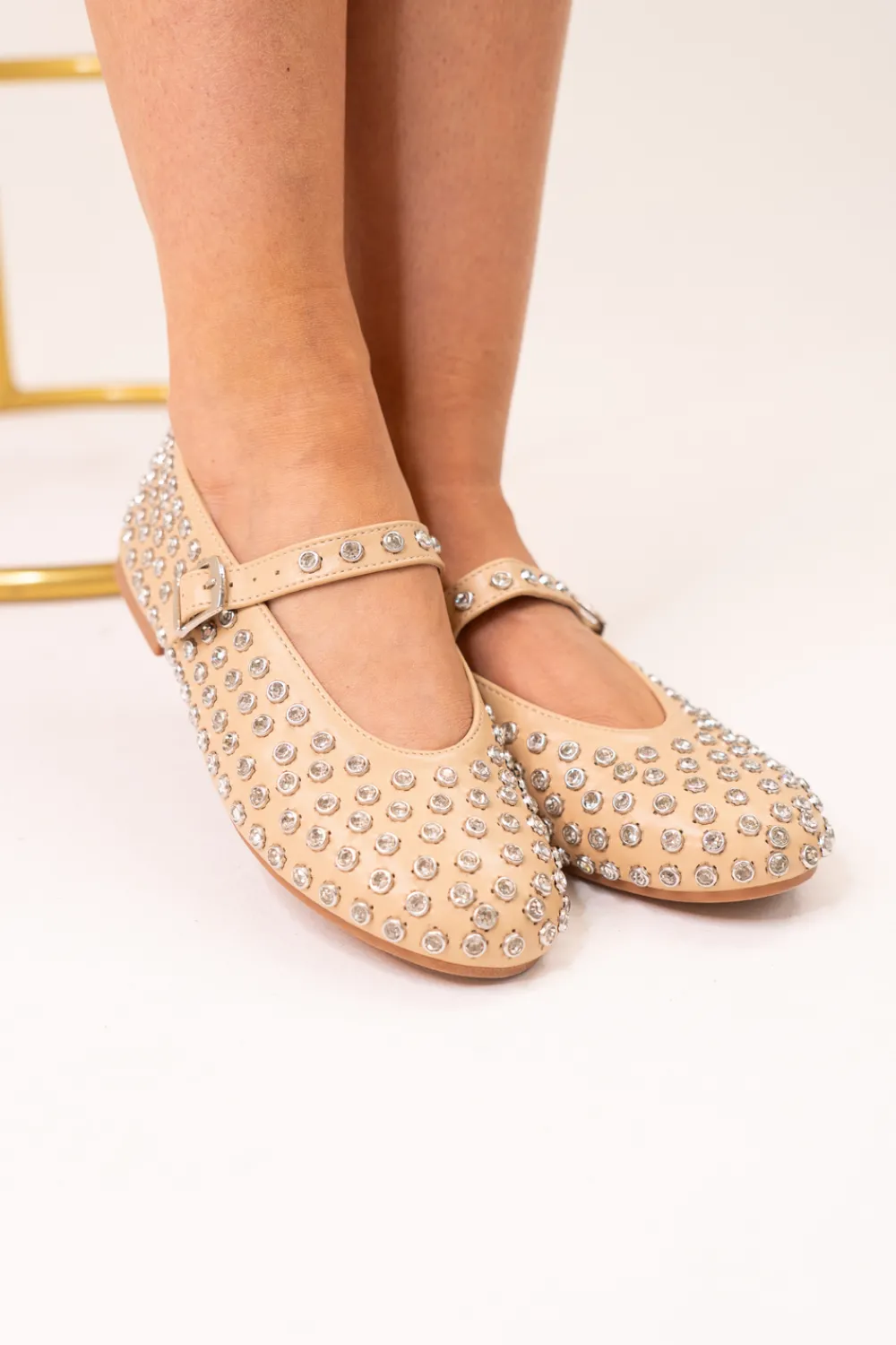 The Walk in Wardrobe Flats><noscript><img width=