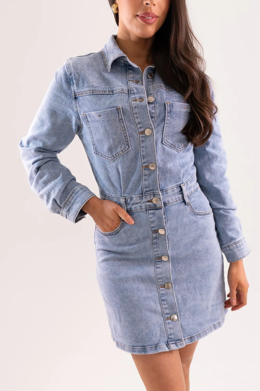 The Walk in Wardrobe Mini Dresses>Freya Denim Shirt Dress In Light Wash