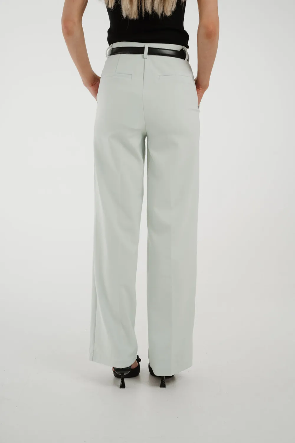 The Walk in Wardrobe Trousers><noscript><img width=