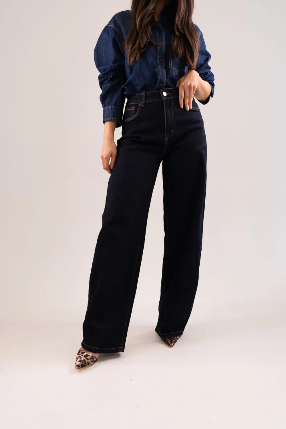 The Walk in Wardrobe Wide Leg Jeans>Freya Wide Balloon Jeans In Black