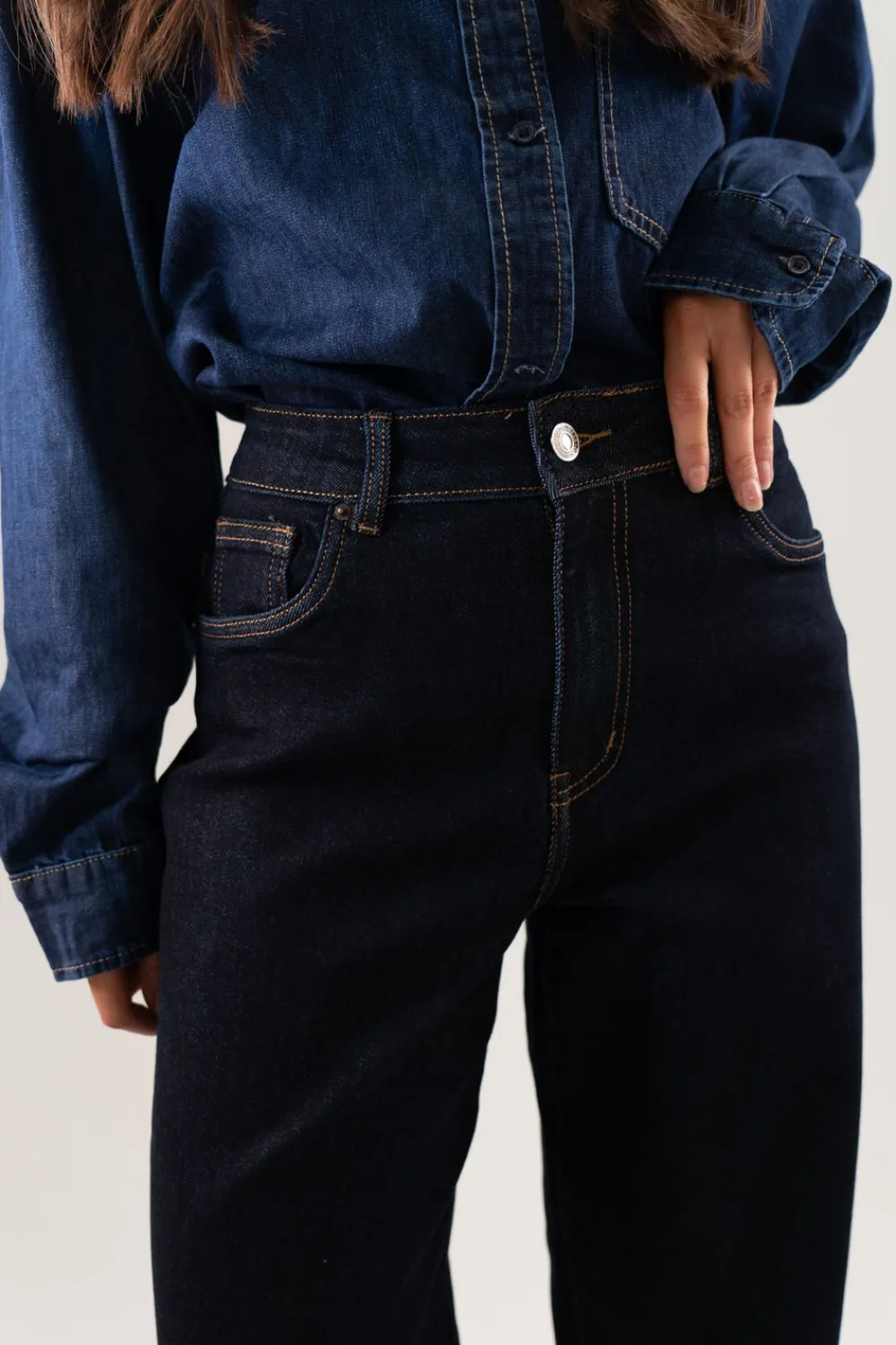 The Walk in Wardrobe Wide Leg Jeans>Freya Wide Balloon Jeans In Black