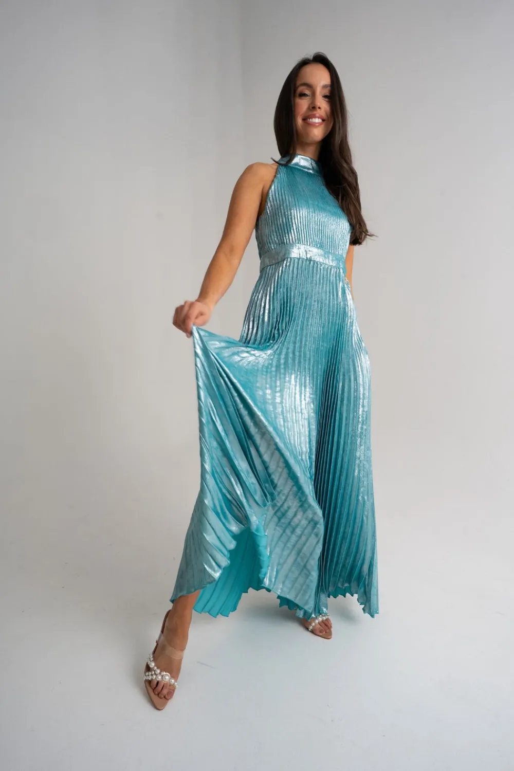 The Walk in Wardrobe Midi Dresses>Grace Pleated Dress In Turquoise