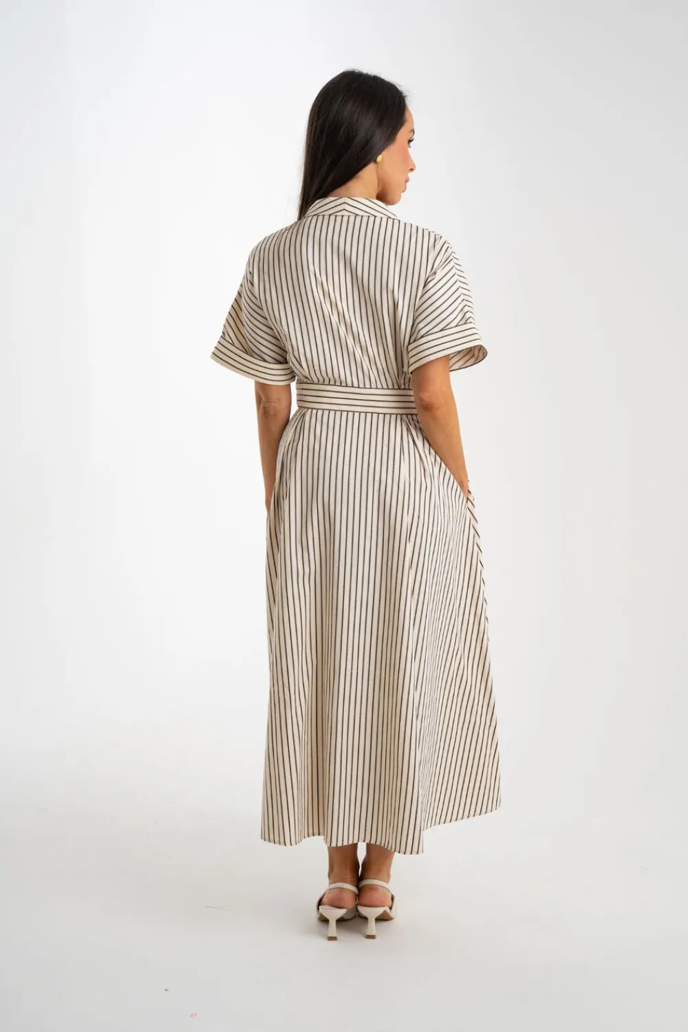 The Walk in Wardrobe Midi Dresses><noscript><img width=