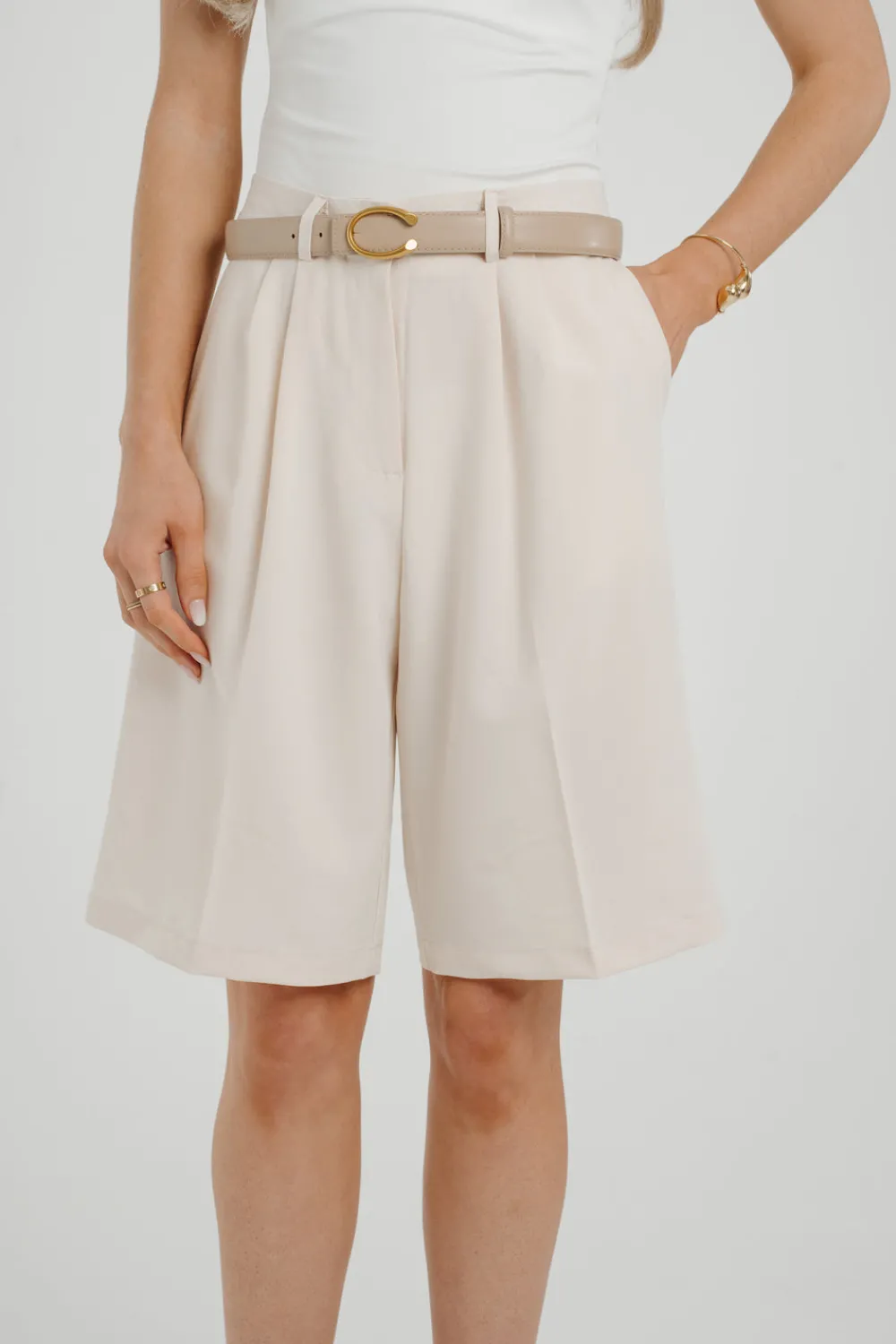 The Walk in Wardrobe Shorts>Holly Longline Shorts In Black