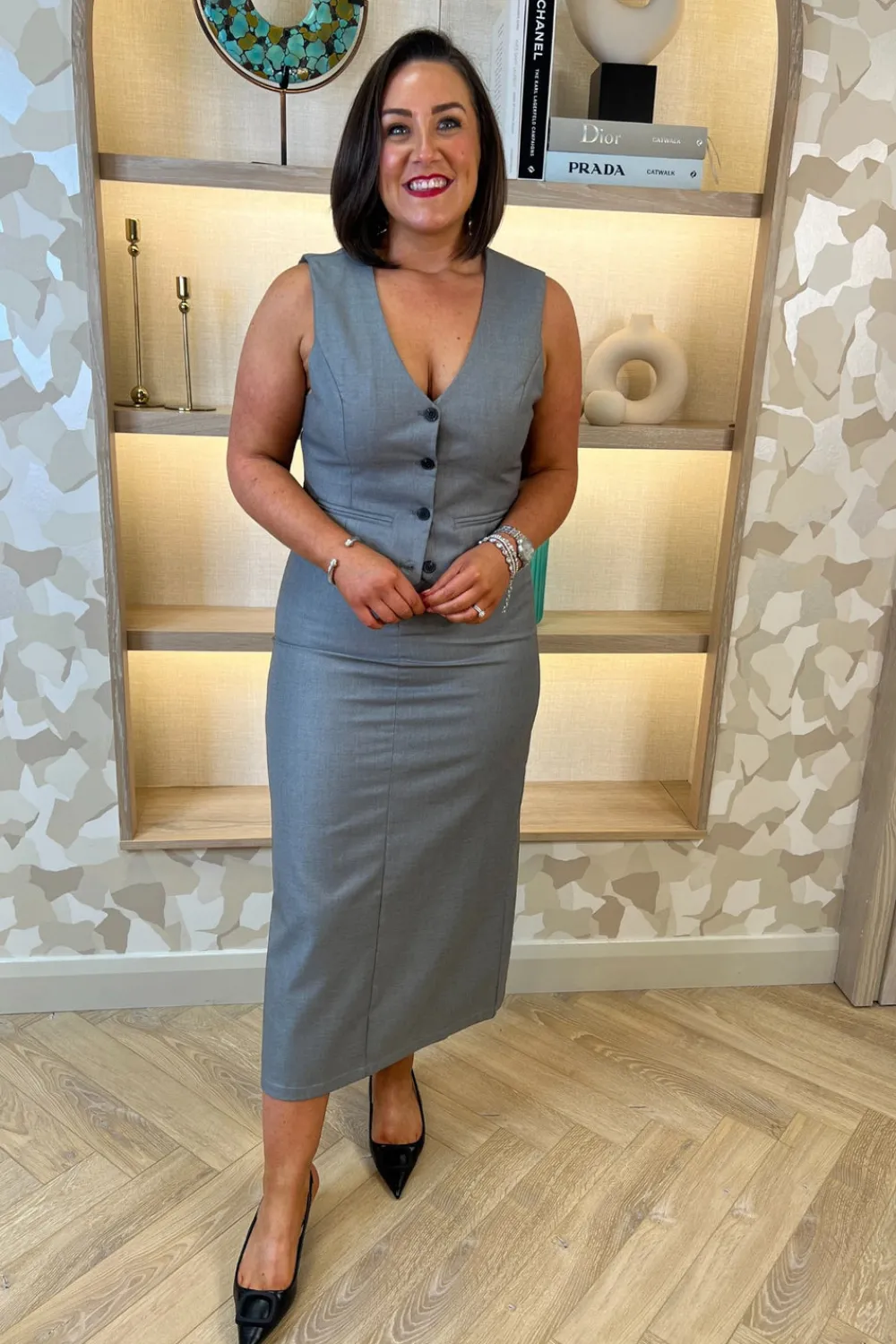 The Walk in Wardrobe Skirts & Skorts>Holly Midi Skirt In Grey