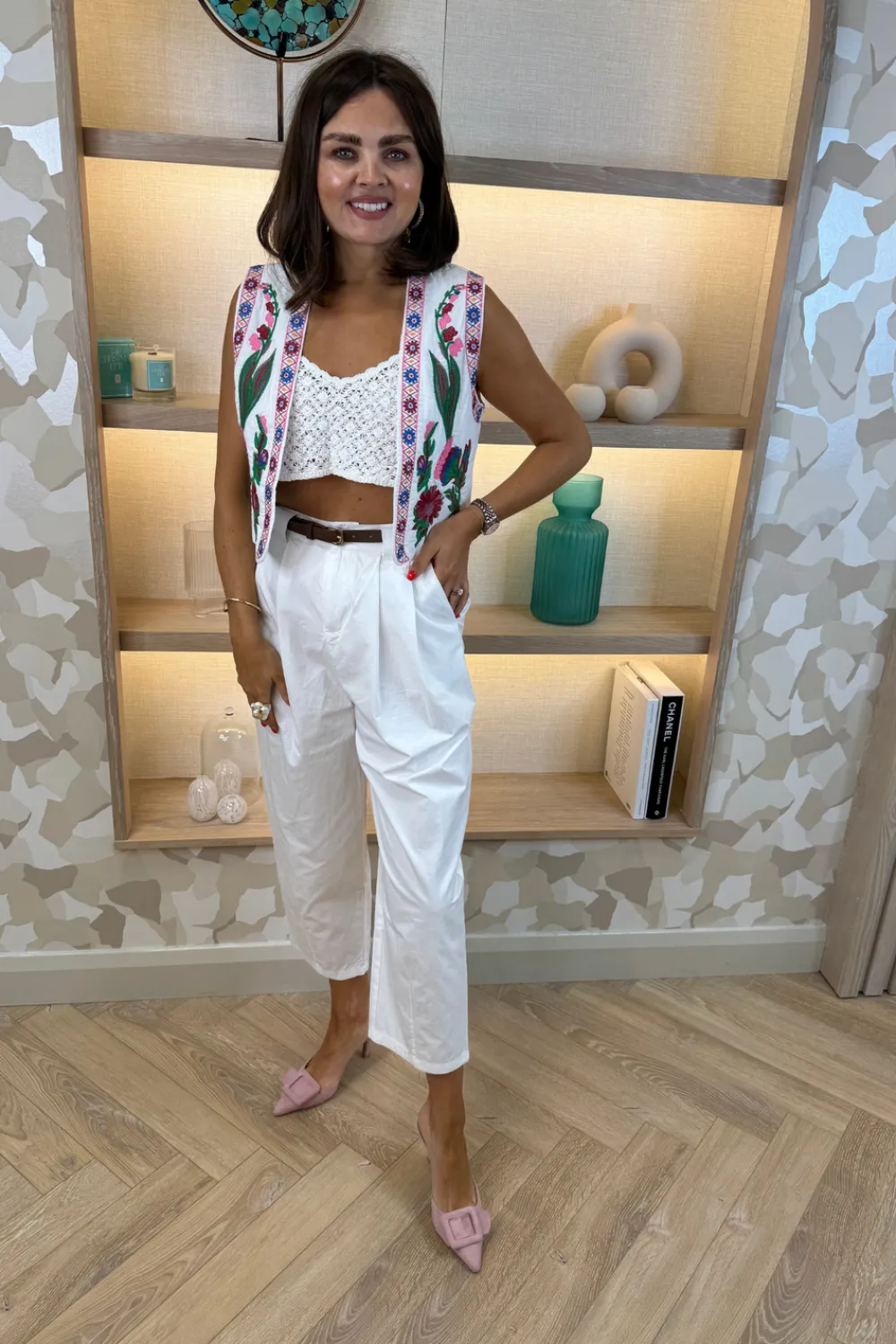 The Walk in Wardrobe Trousers>Holly Pleat Front Trousers In White