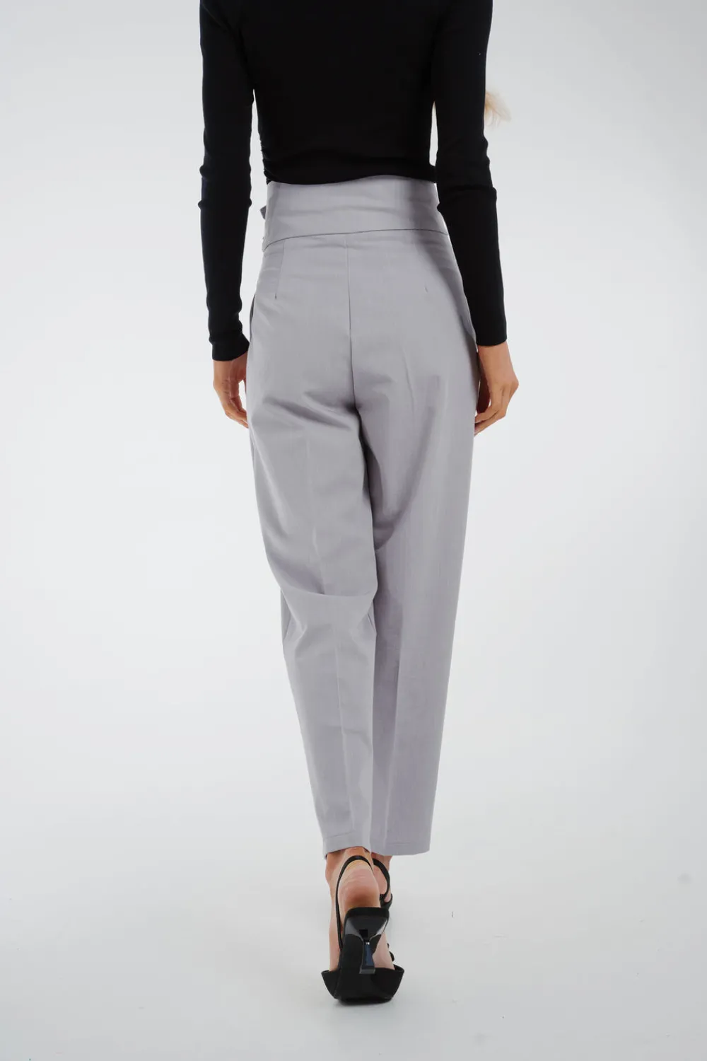 The Walk in Wardrobe Trousers><noscript><img width=