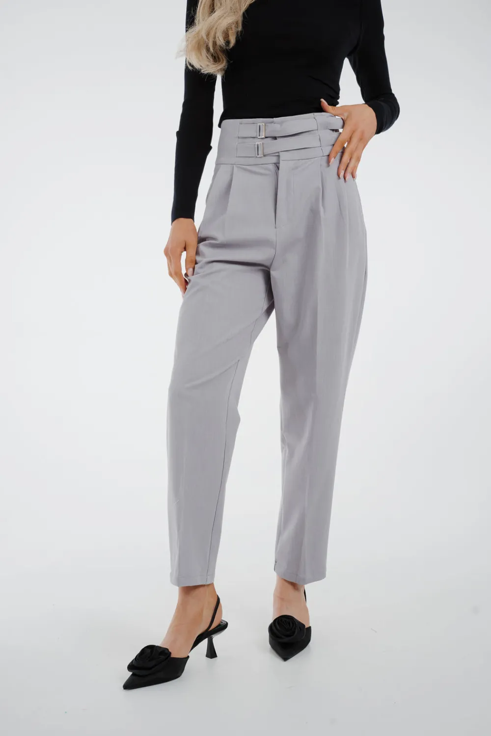 The Walk in Wardrobe Trousers><noscript><img width=