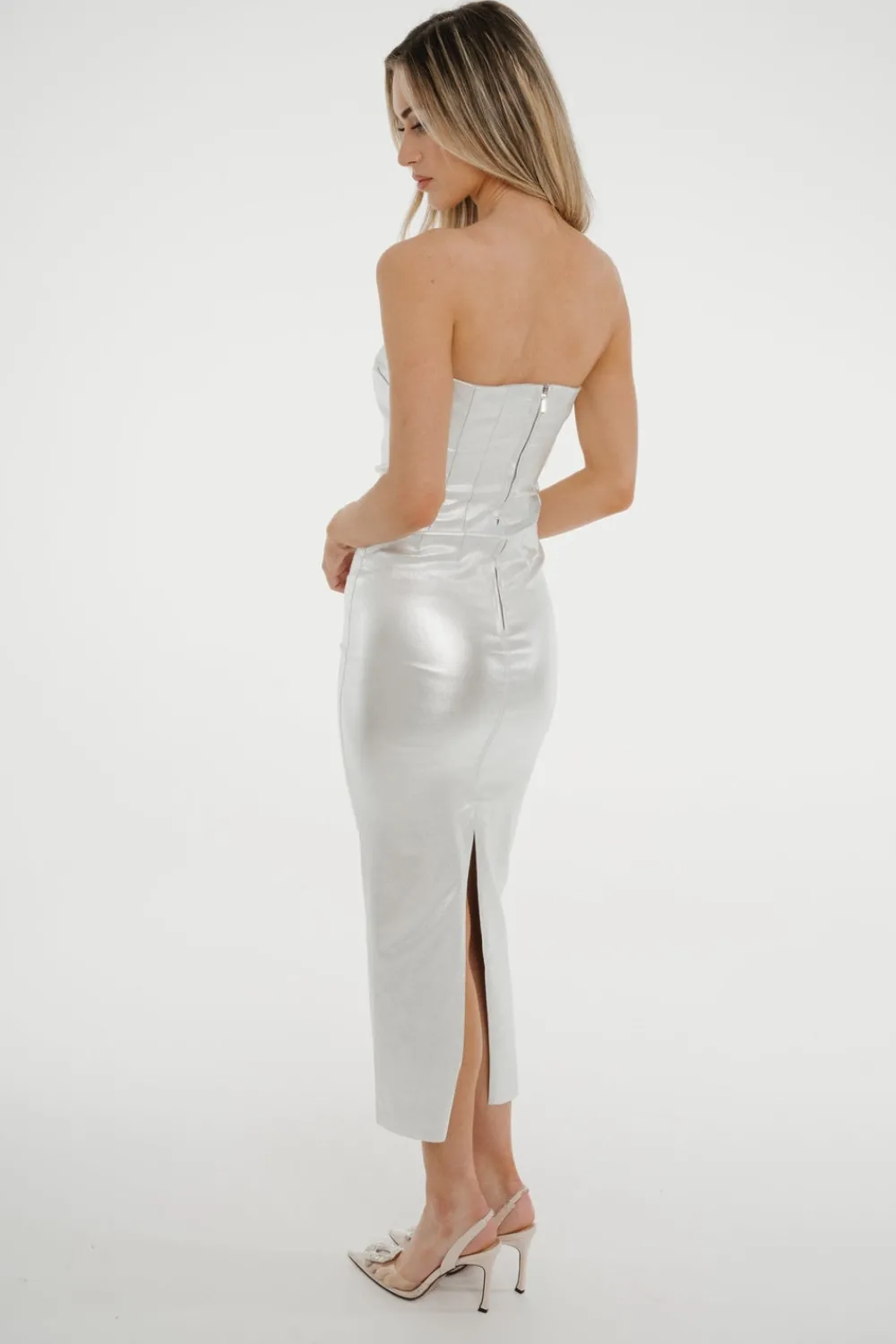 The Walk in Wardrobe Midi Dresses><noscript><img width=