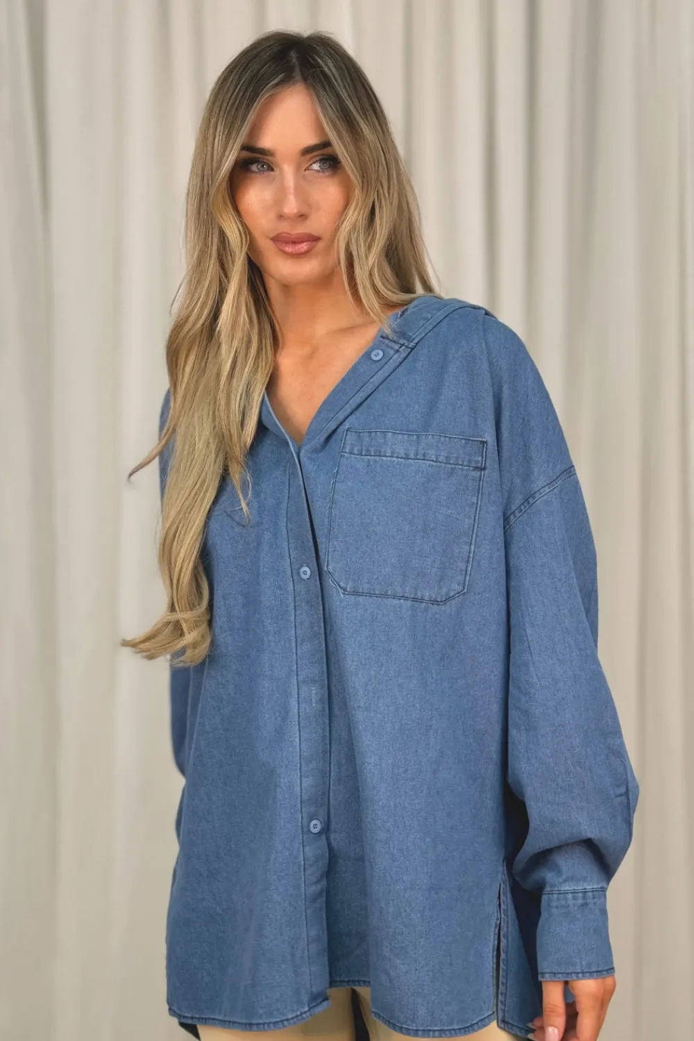 The Walk in Wardrobe Shirts>Jane Hooded Denim Shirt In Light Wash