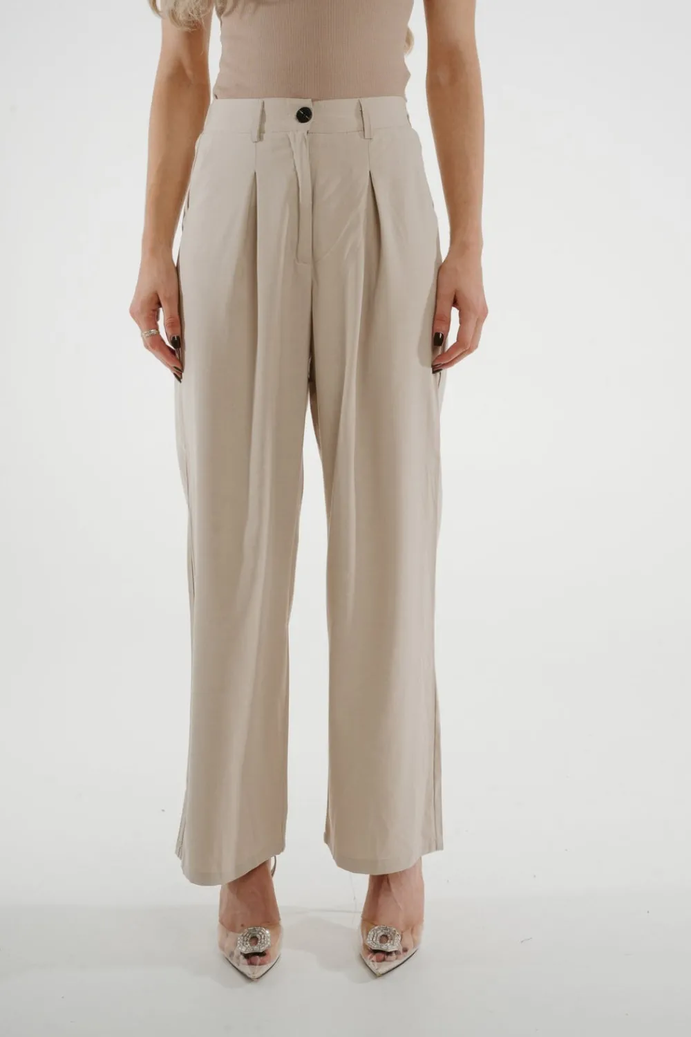 The Walk in Wardrobe Trousers>Jane Pleat Front Trouser In Neutral