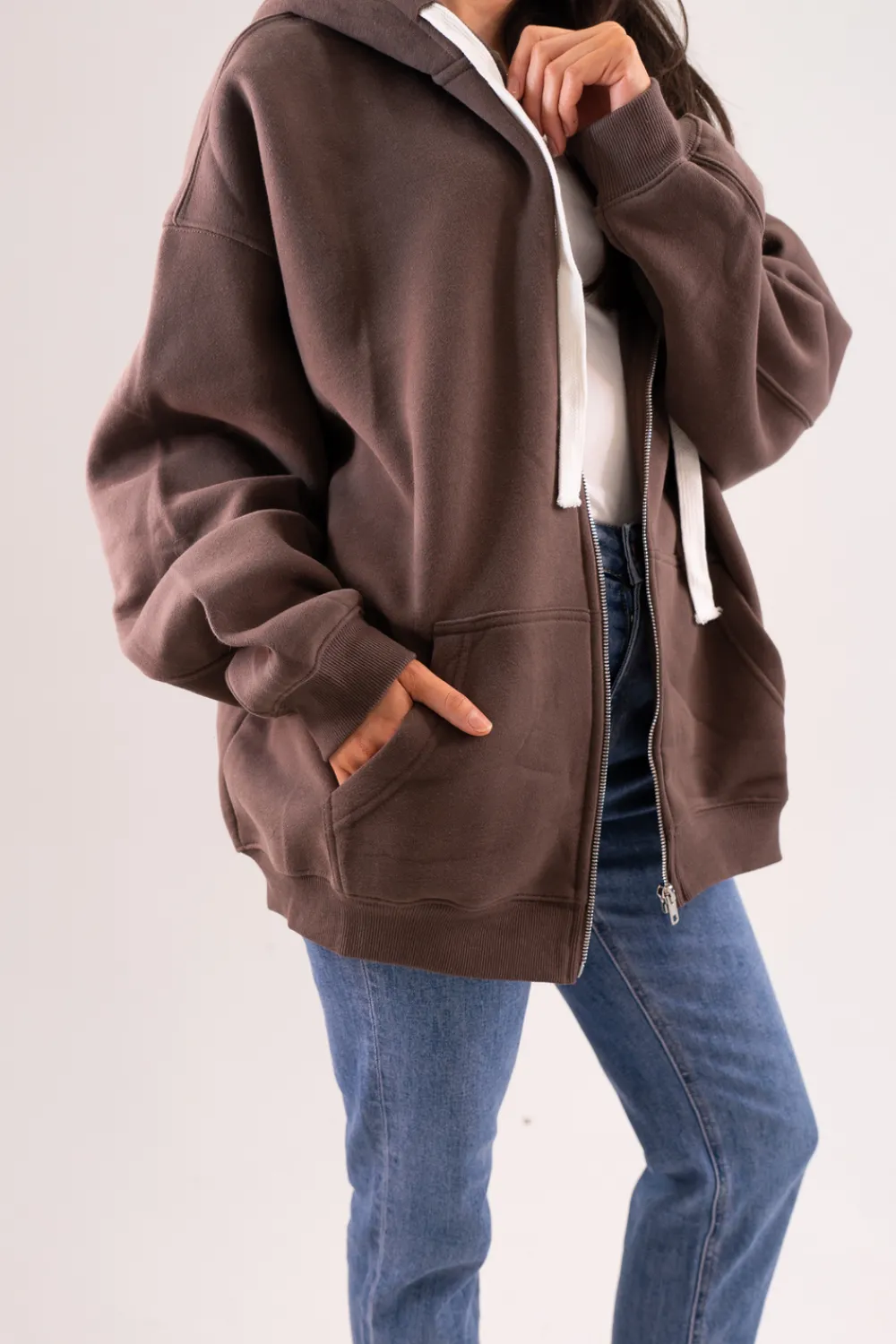 The Walk in Wardrobe Hoodies & Sweatshirts>Jane Zip Hoodie In Chocolate