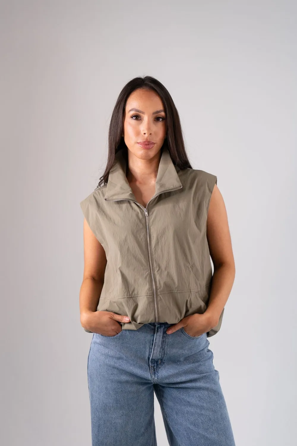 The Walk in Wardrobe Coats & Jackets>Jasmine Sleeveless Jacket In Khaki