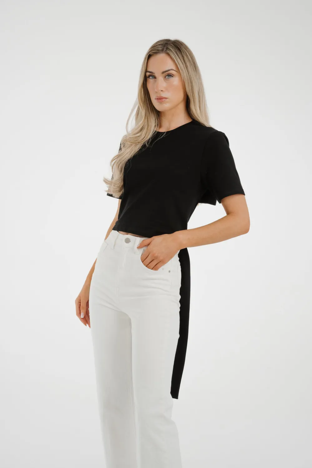 The Walk in Wardrobe Tops|T-Shirts><noscript><img width=