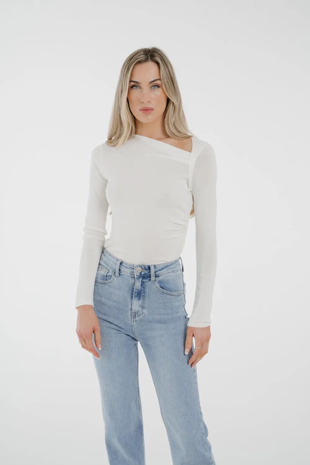 The Walk in Wardrobe Tops>Kate Asymmetric Neck Top In White