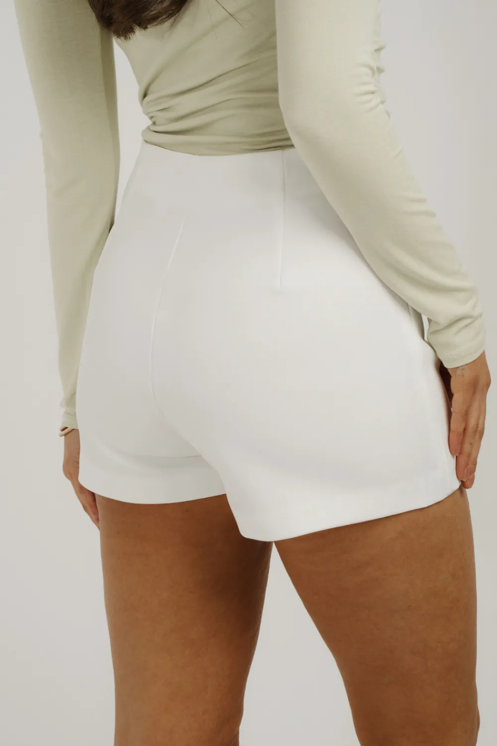 The Walk in Wardrobe Skirts & Skorts>Kate Button Front Skort In Lemon